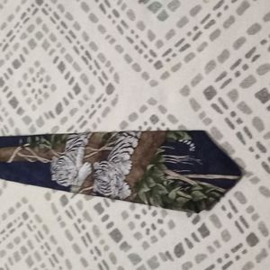 Katie Dobson Cundiff Silk Tie 1999 white tiger endangered species edition